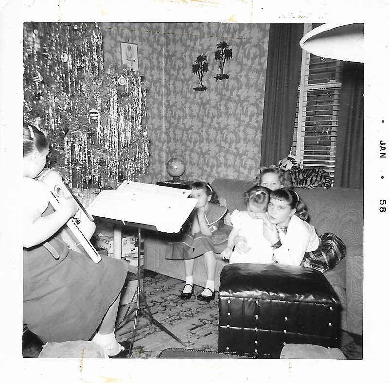 Christmas 1957.jpeg